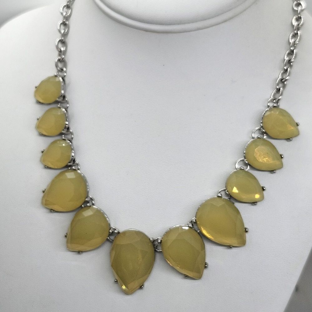 Yellow Drop Graduated Necklace Silver Tone